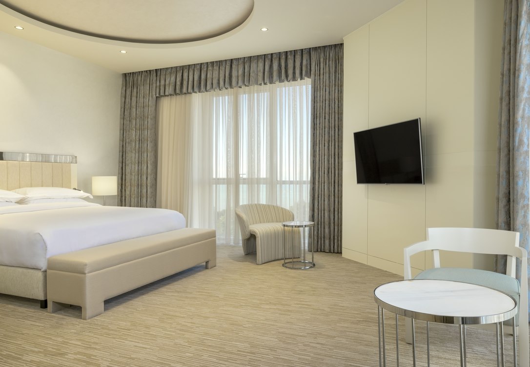 ნახევრად ლუქსი